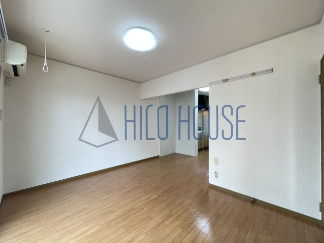 テラスクレストの居間・リビング