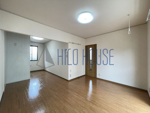 テラスクレストの居間・リビング