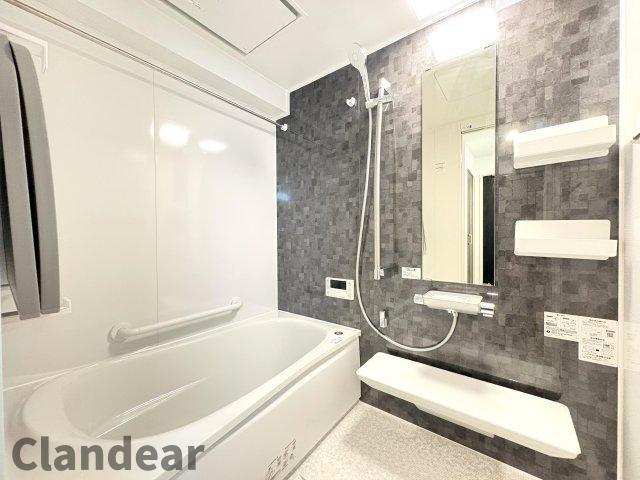 ライオンズマンション谷塚駅前第二の浴室|ドキドキの新生活も、安心してスタート。ぴったりの住まいを見つけませんか？クランディアが一緒に住まい選びをサポートします‼　まずは、お気軽にお問合せください　＃クランディア