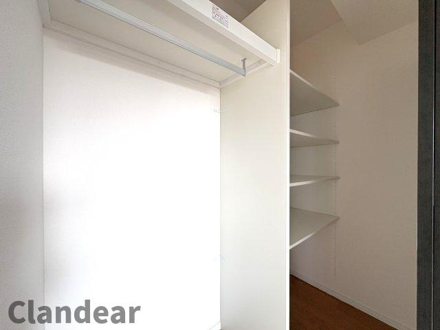 ライオンズマンション谷塚駅前第二の収納|ドキドキの新生活も、安心してスタート。ぴったりの住まいを見つけませんか？クランディアが一緒に住まい選びをサポートします‼　まずは、お気軽にお問合せください　＃クランディア