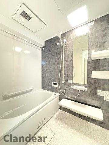 ライオンズマンション谷塚駅前第二の浴室|ドキドキの新生活も、安心してスタート。ぴったりの住まいを見つけませんか？クランディアが一緒に住まい選びをサポートします‼　まずは、お気軽にお問合せください　＃クランディア