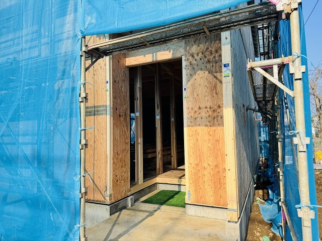 八王子市　弐分方町　新築一戸建て　１０期の玄関|～玄関は安心のWロックキーを採用～