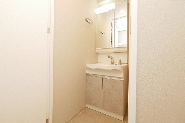 ＷＯＲＶＥ大阪本町の洗面所