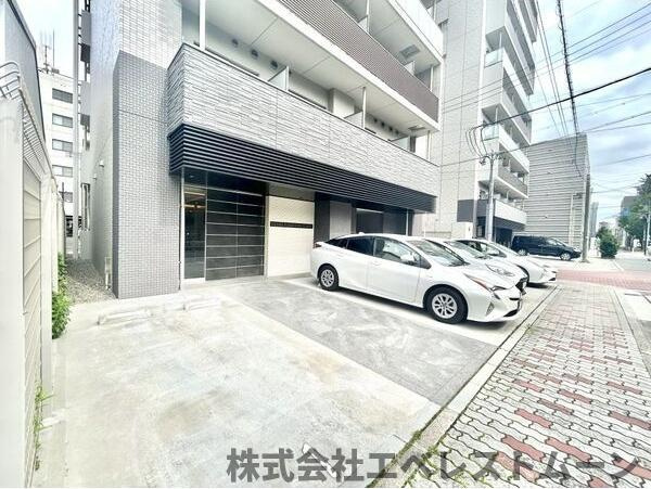 エスリード金山クラッシィの駐車場|カースペースがあります