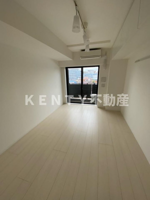 【居間・リビング】 | ブライズ蒲田ＳＯＵＴＨ | ゆったり過ごせる居間です