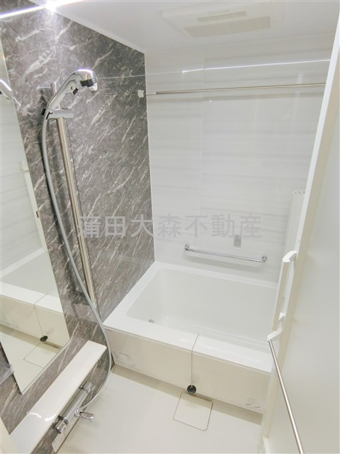 ORSUSオルサス大鳥居の浴室|追焚+浴室乾燥機付きのバスルーム　お風呂