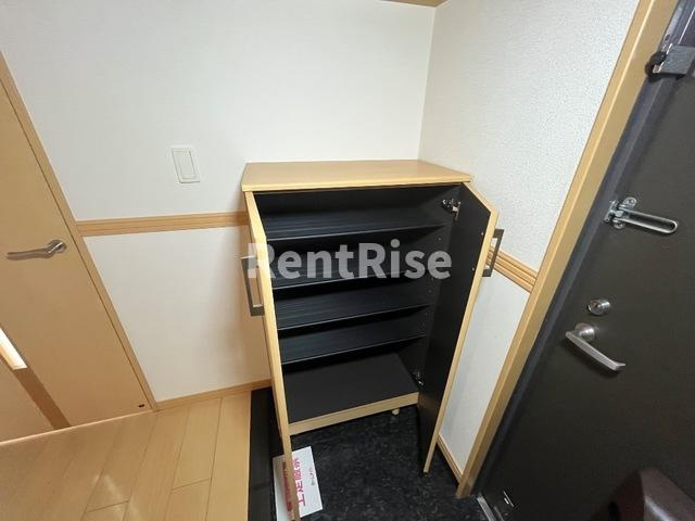 ガーディアン|下駄箱