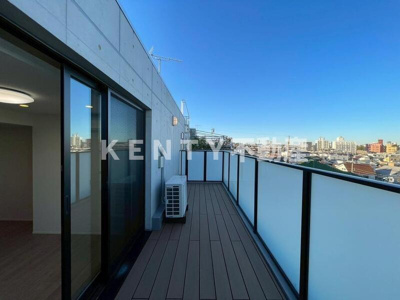 【バルコニー】 | ルミーク雪谷 | 陽当たり良好なバルコニーです