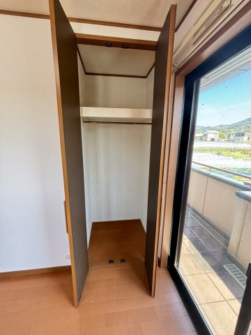 久留米市田主丸町森部の一戸建ての収納