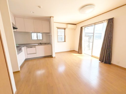 和泉市葛の葉町１丁目戸建て（土地65坪）の居間・リビング