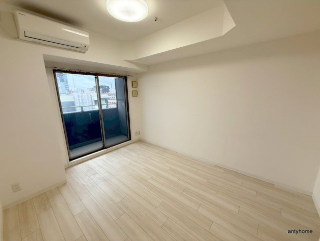 エスリード大手前　仲介手数料無料の洋室