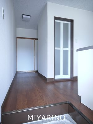 コーポ伊藤の玄関