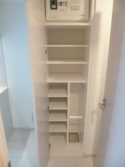 スカイコート上野稲荷町のその他|シューズボックス