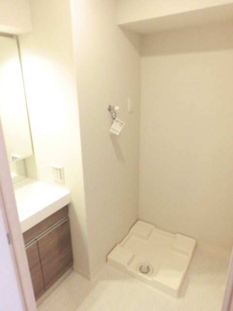 スカイコート上野稲荷町の設備|洗濯機置場