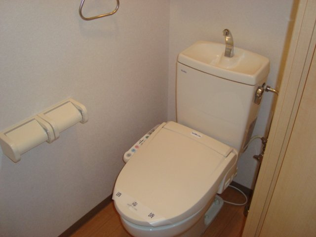 エスポアール・エルクのトイレ|シャワー付トイレ