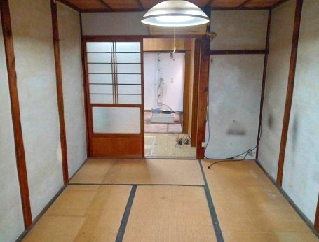 城東商店街店舗付き住宅の内装