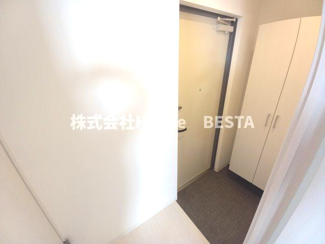 サンシエ神戸元町の玄関