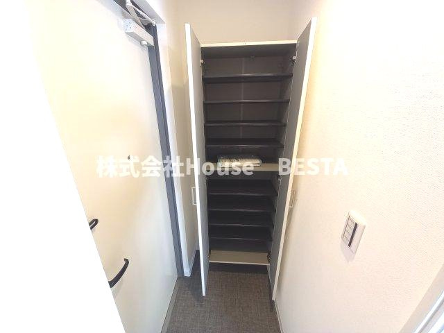 サンシエ神戸元町の収納