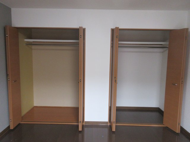 サペリの収納
