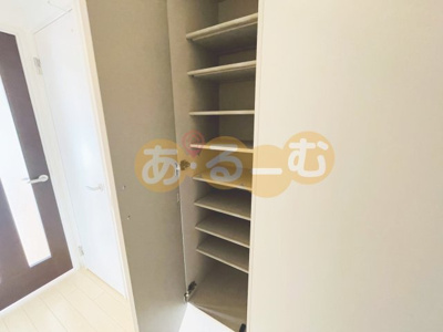 【玄関】 | フルーヴトレーズ