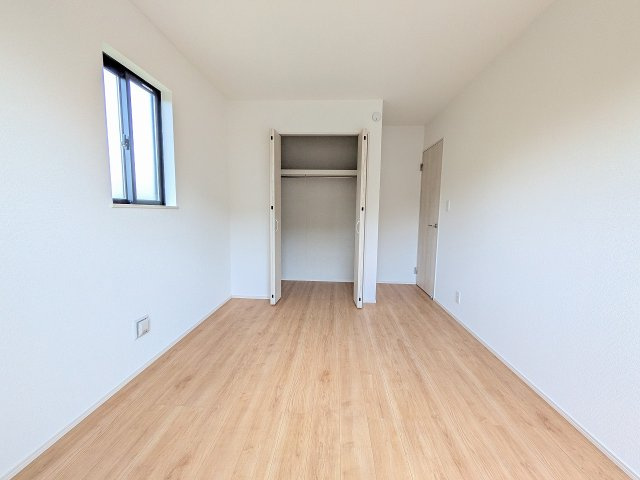 八王子市　弐分方町　新築一戸建て　１０期の収納|～収納力の高いクローゼット完備～