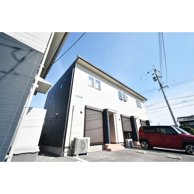 久留米市三潴町草場のアパートの外観|外観です