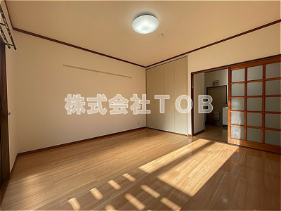 【居間・リビング】 | グリーンハイム烏山 | 8帖