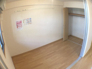 ファミール園田の内装