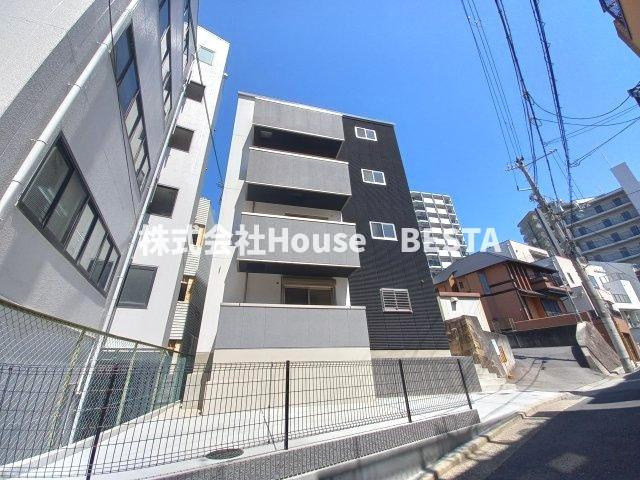 サンシエ神戸元町の外観