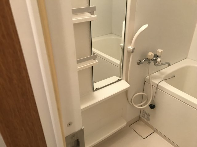 オーデブラン博多南の浴室|コンパクトで使いやすいお風呂です