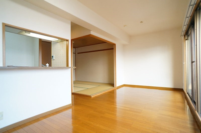 【居間・リビング】 | ファミールハイツ京都伏見ステージⅡ