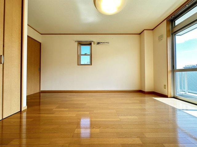 ヴュー鏡川の居間・リビング