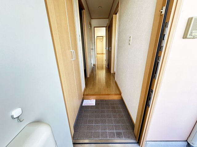 ヴュー鏡川の玄関