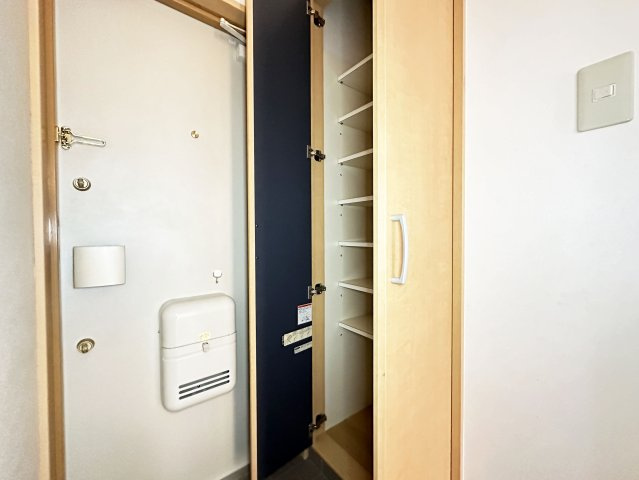 ヴュー鏡川の玄関