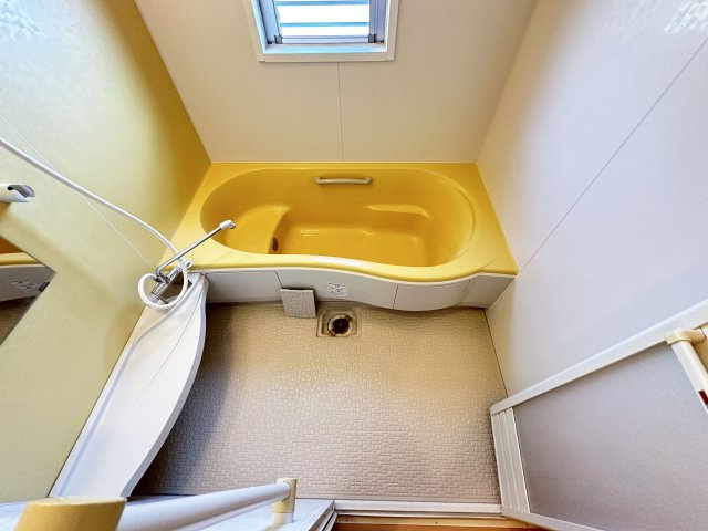 ヴュー鏡川の浴室