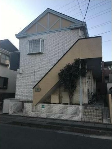 ローズアパートＱ６３番館の外観