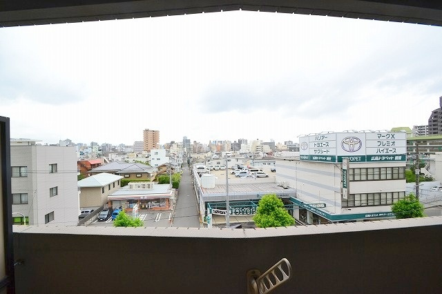 ユーアイビル西観音の展望