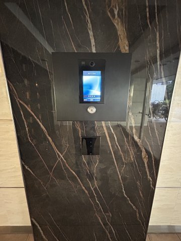 サングランデ桜橋の防犯設備|防犯が気になる方におすすめのオートロック付！しつこい勧誘や不審者の侵入をシャットアウトします♪
