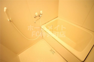【浴室】 | ハイツ明光 | きれいなお風呂です