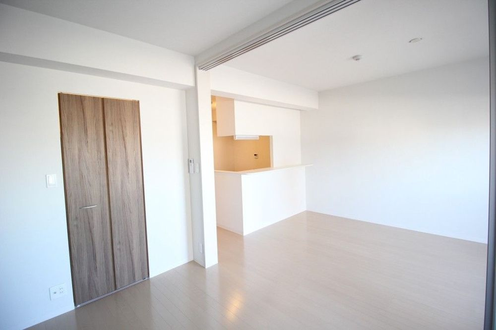 ヴィオラコートの洋室