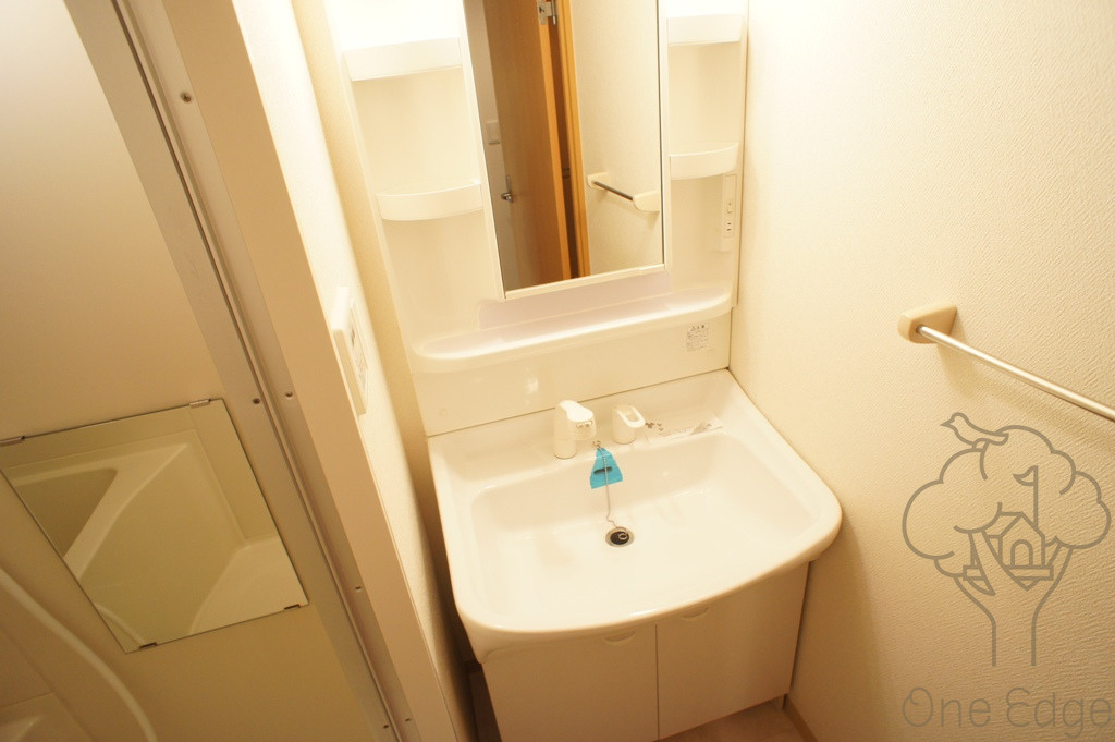 ONE ROOF FLAT TENJINBASHIの独立洗面台