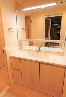 【洗面所】 | イトーピア池上マンション | イトーピア池上マンション　は三都市アース中延店へお任せください！　ご内覧可能なお部屋は物件現地お待ち合わせご案内可能です！