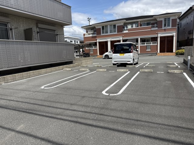 アネックスⅡの駐車場