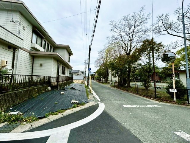 売地　豊橋市馬見塚町222番1の周辺|北側前面道路