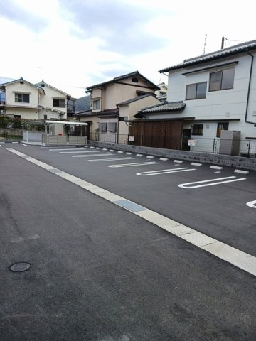 ニューサンライフの駐車場|駐車場があります