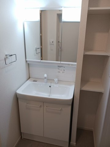 ニューサンライフの洗面所|スペースが確保できる洗面所です