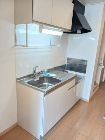 メゾンド・スカイのキッチン|コンパクトなキッチンで掃除もラクラク