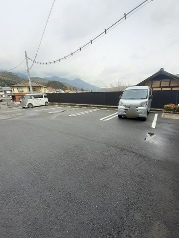 グラン・シャリオⅠの駐車場|駐車場です