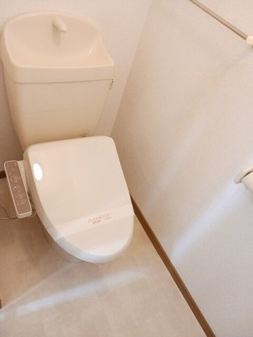 サンリットのトイレ|清潔感のあるトイレです