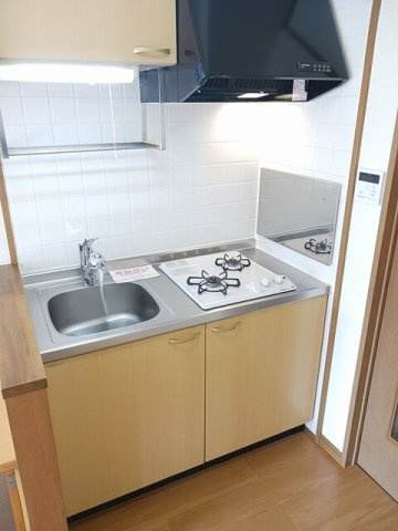 サンリットのキッチン|コンパクトなキッチンで掃除もラクラク